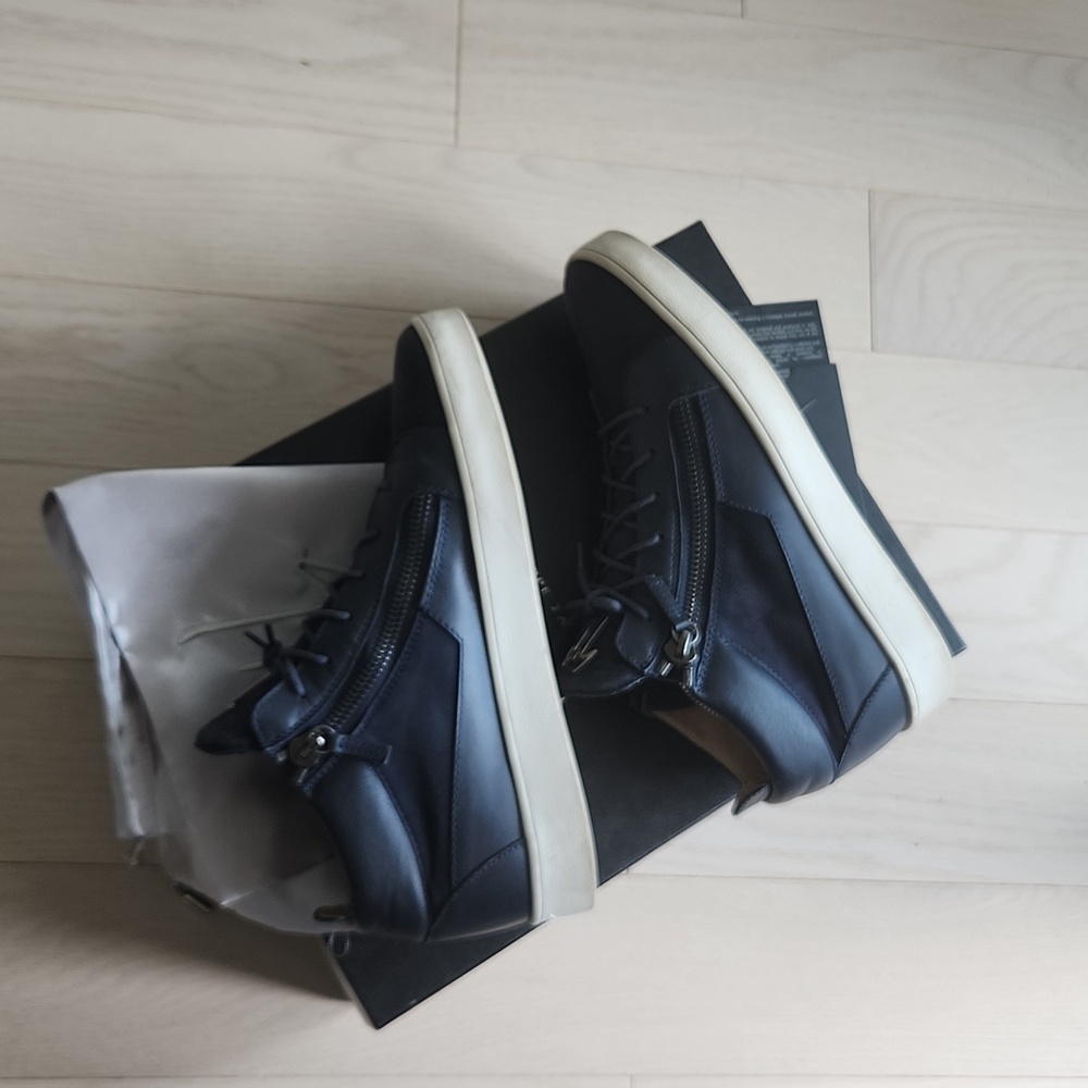 Giuseppe Zanotti sneakers